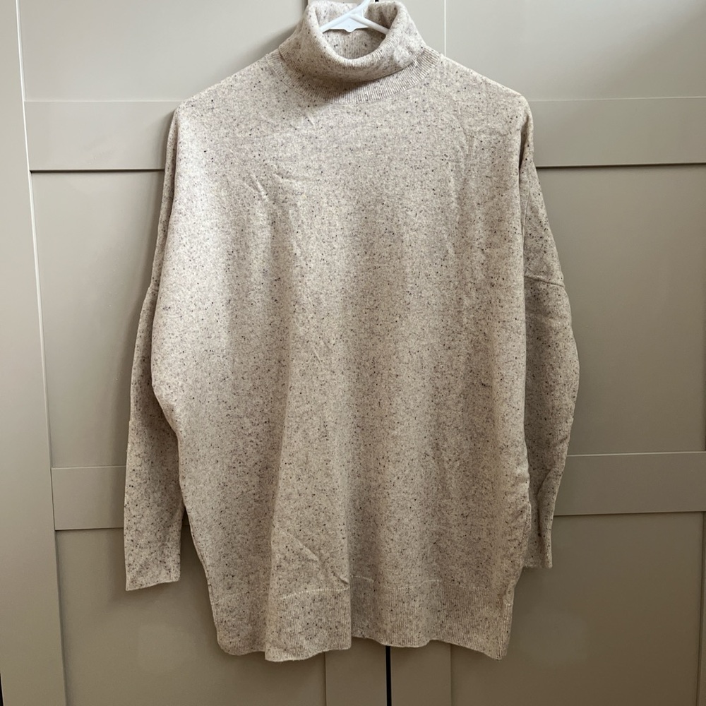 Women’s Cream Turtleneck Sweater